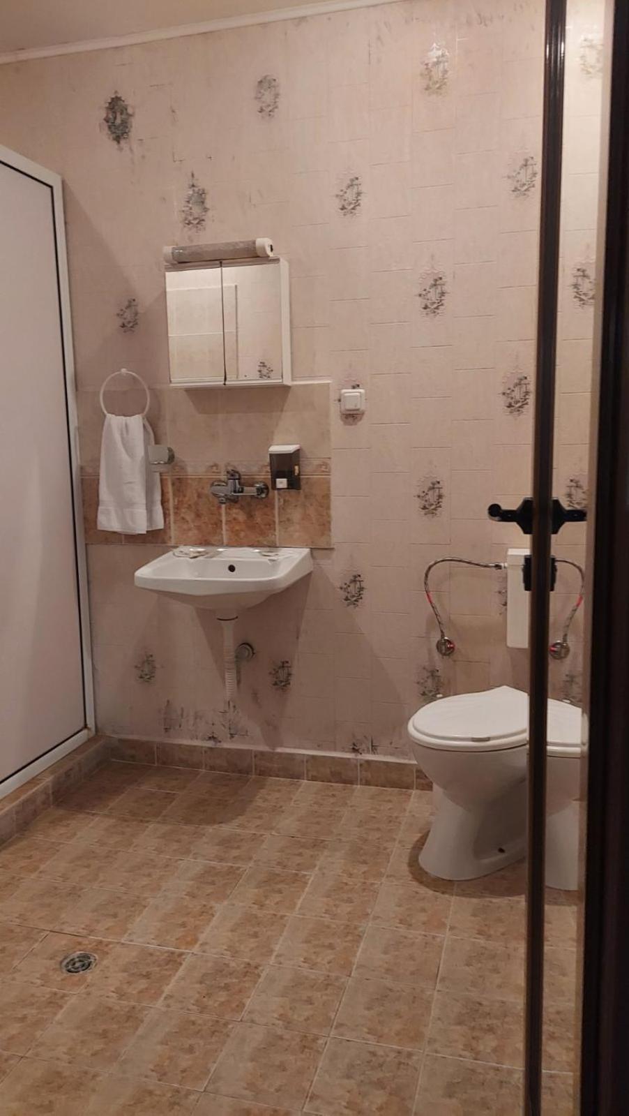 Комплекс Плавис Trjavna Exteriör bild